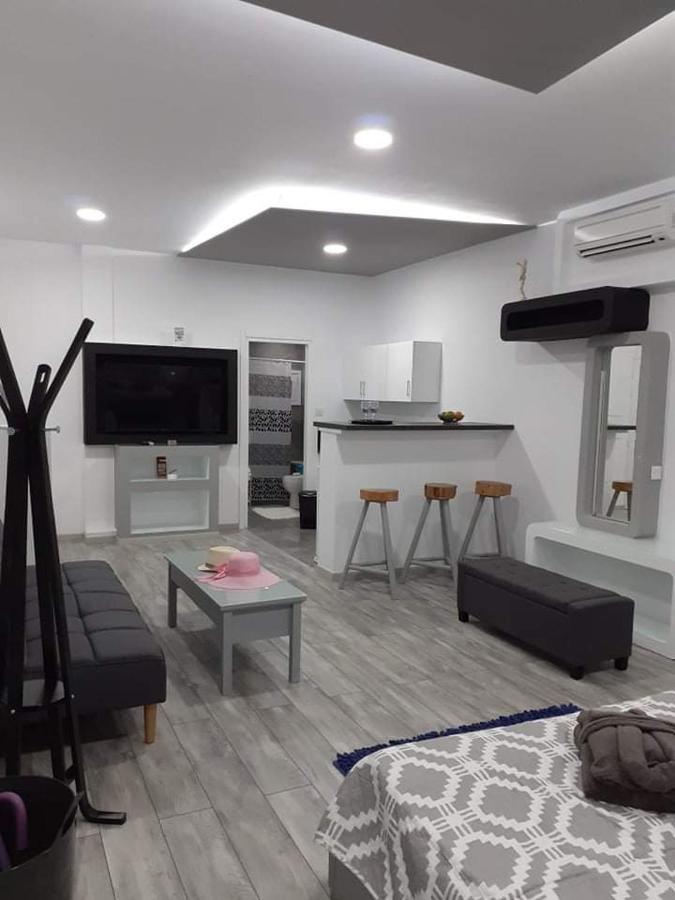 Deluxe Yiota'S Studio ! Klorakas Екстер'єр фото